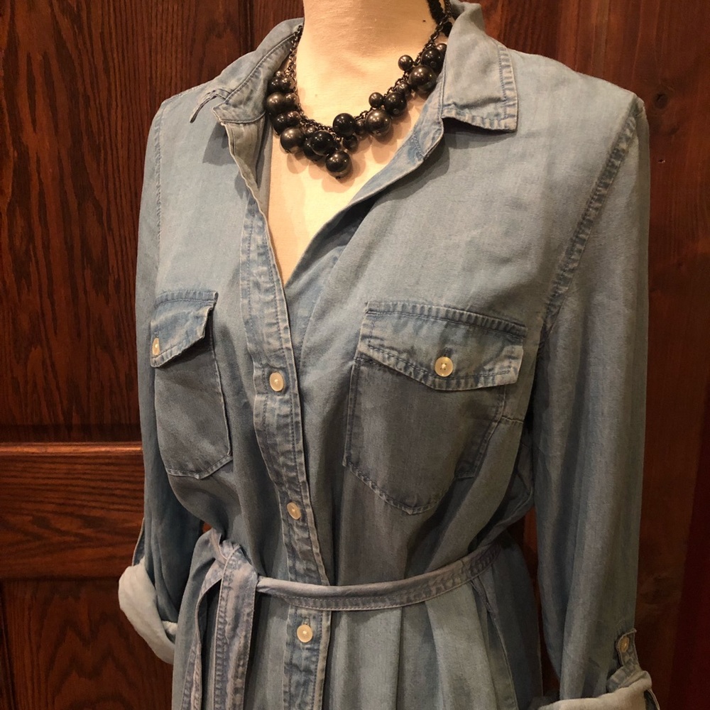 Gap Jean Shirt Dress w/ attached Belt. NWT. - Picture 2 of 8